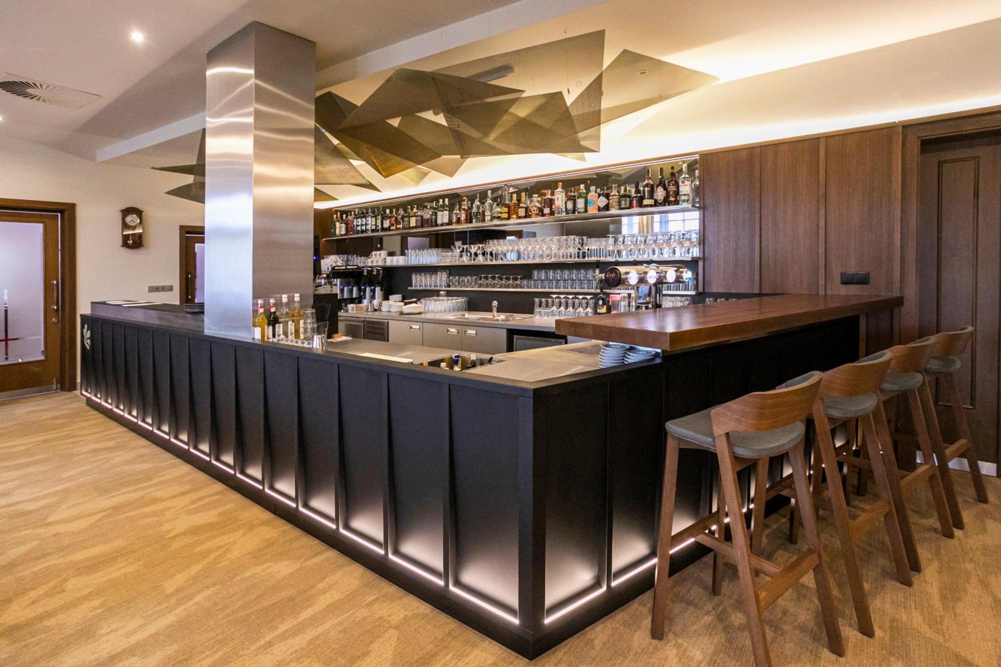 Hotel Studanka Рихнов над Кнежноу Екстериор снимка